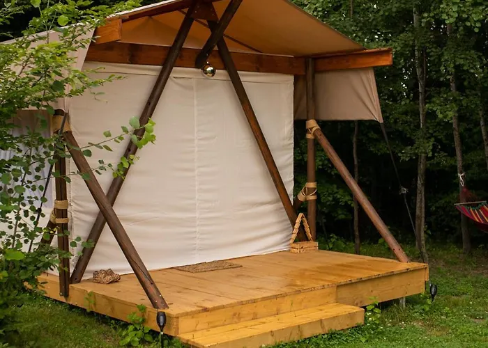 Kompleks wypoczynkowy Biwak U Gazdy *